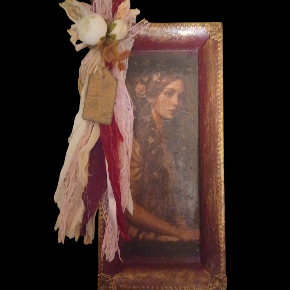 Vintage-Inspired Framed Portrait with Red and Gold Accents - Picture 2 of 2